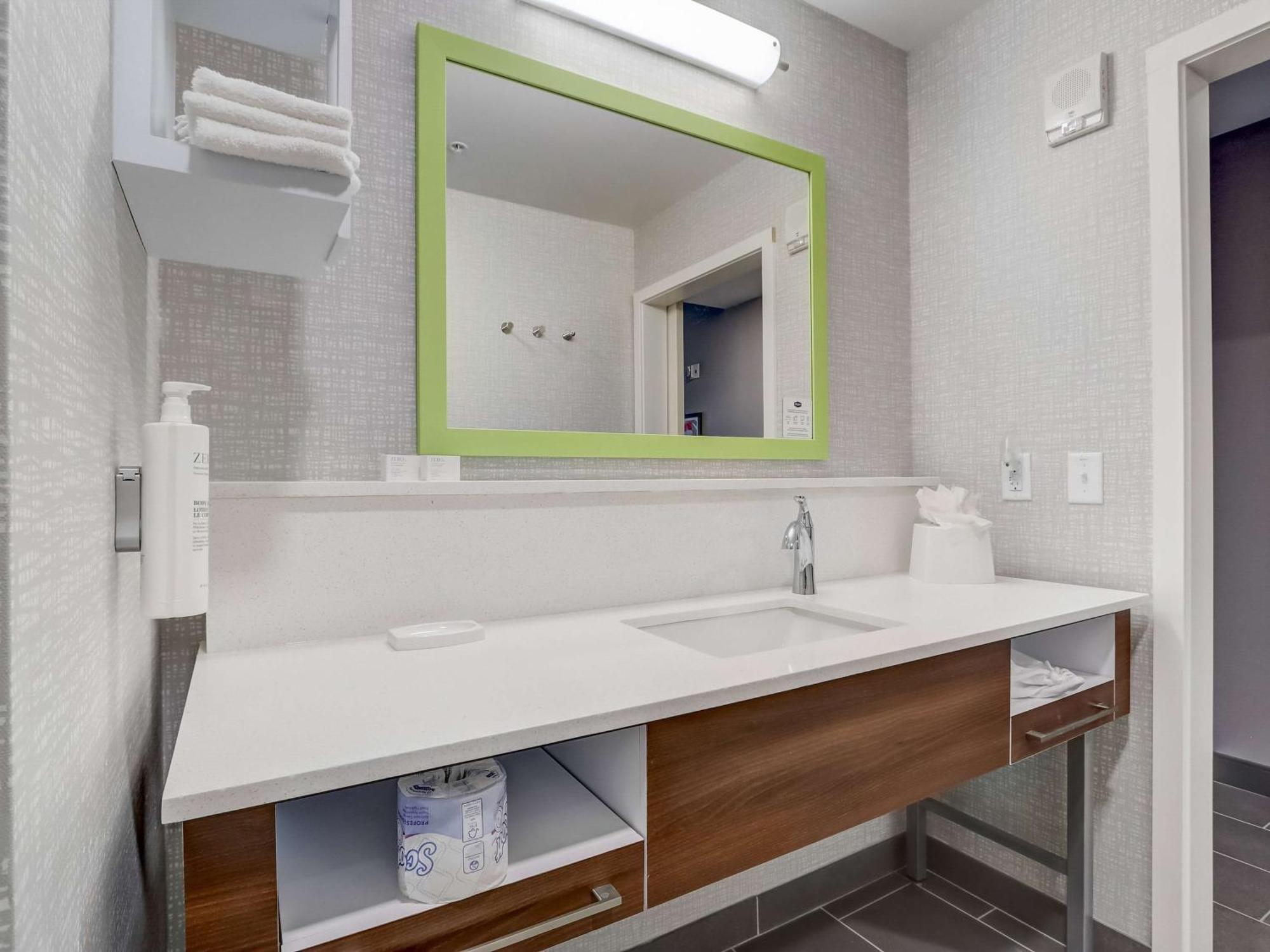 Hampton Inn & Suites Cincinnati Midtown Rookwood Esterno foto