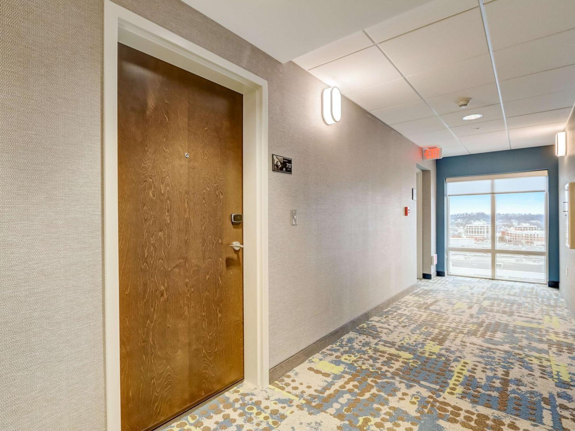 Hampton Inn & Suites Cincinnati Midtown Rookwood Esterno foto