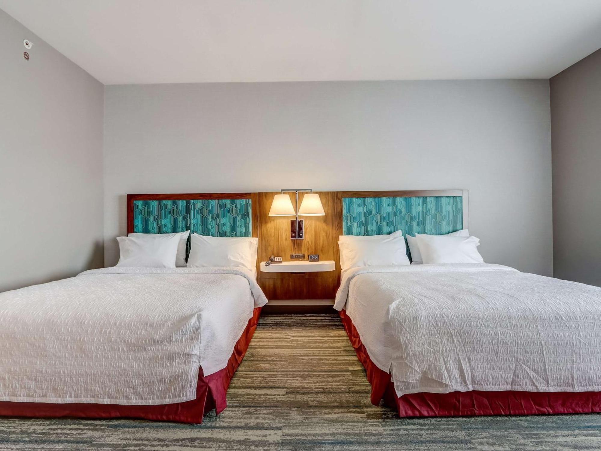 Hampton Inn & Suites Cincinnati Midtown Rookwood Esterno foto