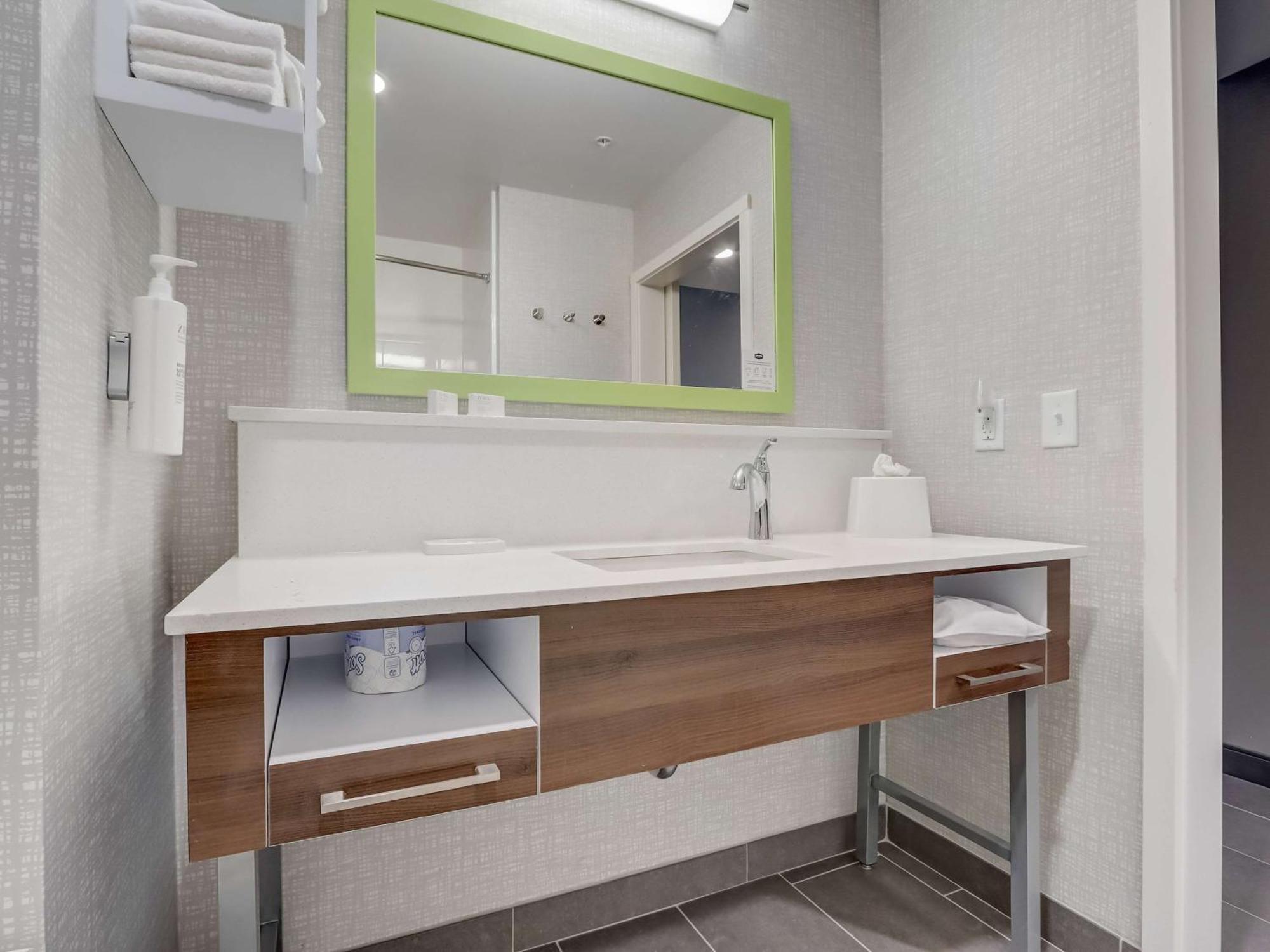 Hampton Inn & Suites Cincinnati Midtown Rookwood Esterno foto