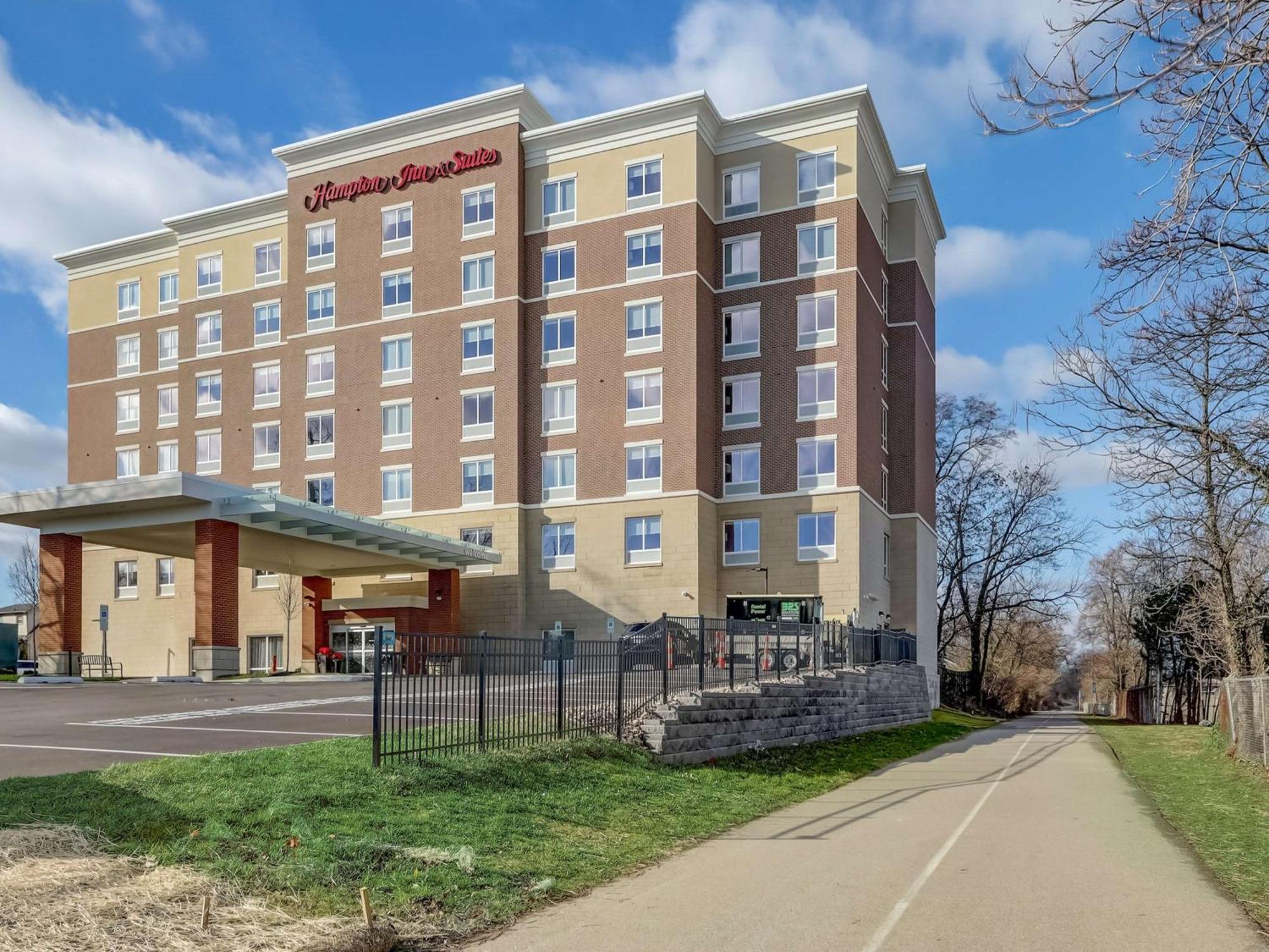 Hampton Inn & Suites Cincinnati Midtown Rookwood Esterno foto